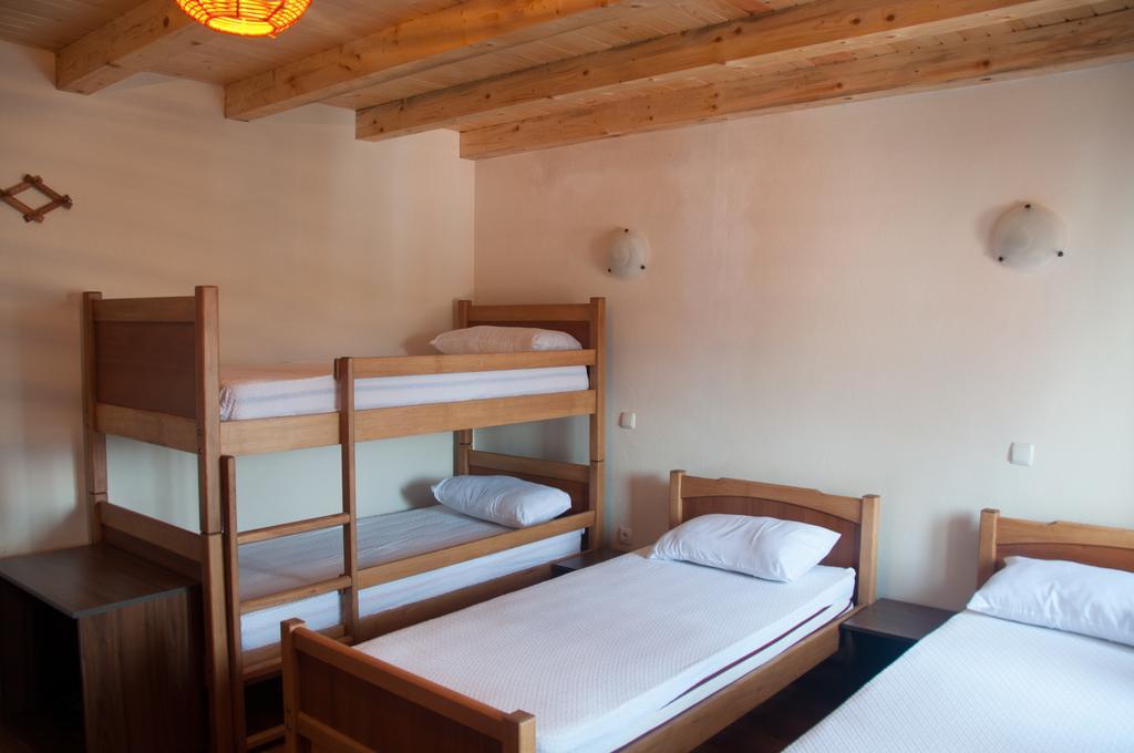 Aste Guesthouse Tropoje Zimmer foto
