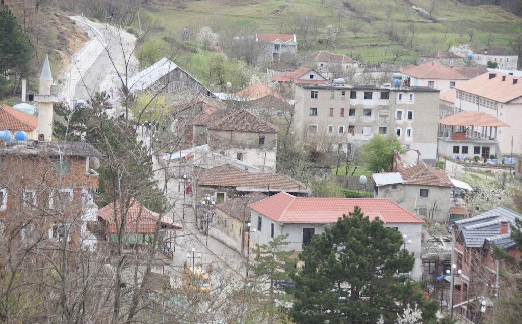 Aste Guesthouse Tropoje Exterior foto