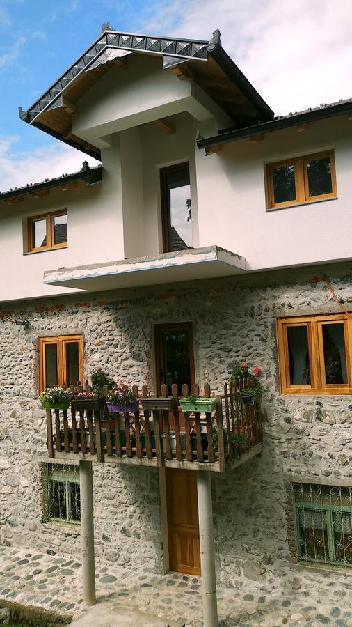 Aste Guesthouse Tropoje Exterior foto